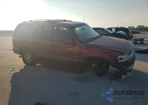 2001 Chevrolet Tahoe C1500 из США, поврежденный, VIN 1GNEC13T21R113400